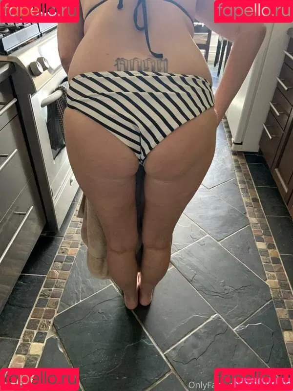 Sexy Kittie Onlyfans Photo Gallery 