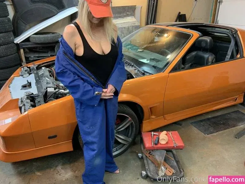 Sexy Kittie Onlyfans Photo Gallery 