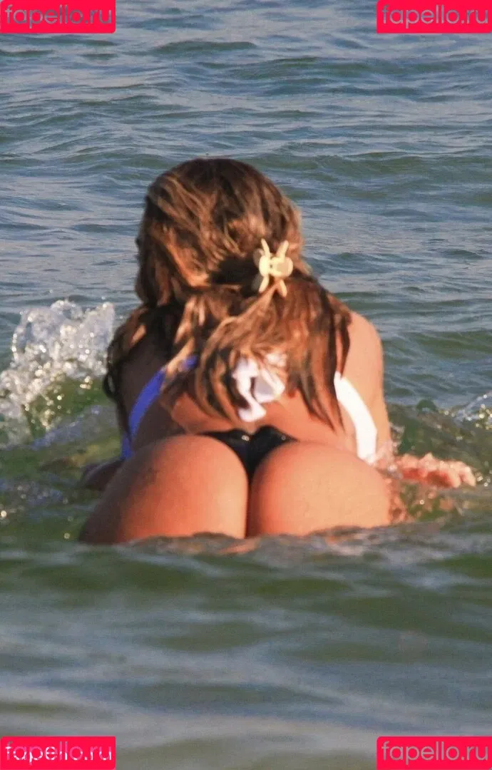 Rafaella Santos Onlyfans Photo Gallery 