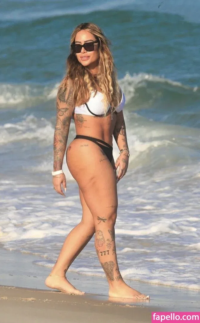 Rafaella Santos Onlyfans Photo Gallery 