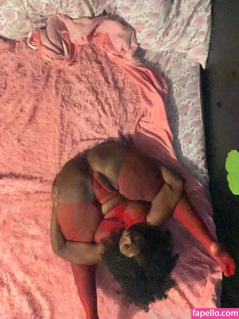 melanin.babe Onlyfans Photo Gallery 