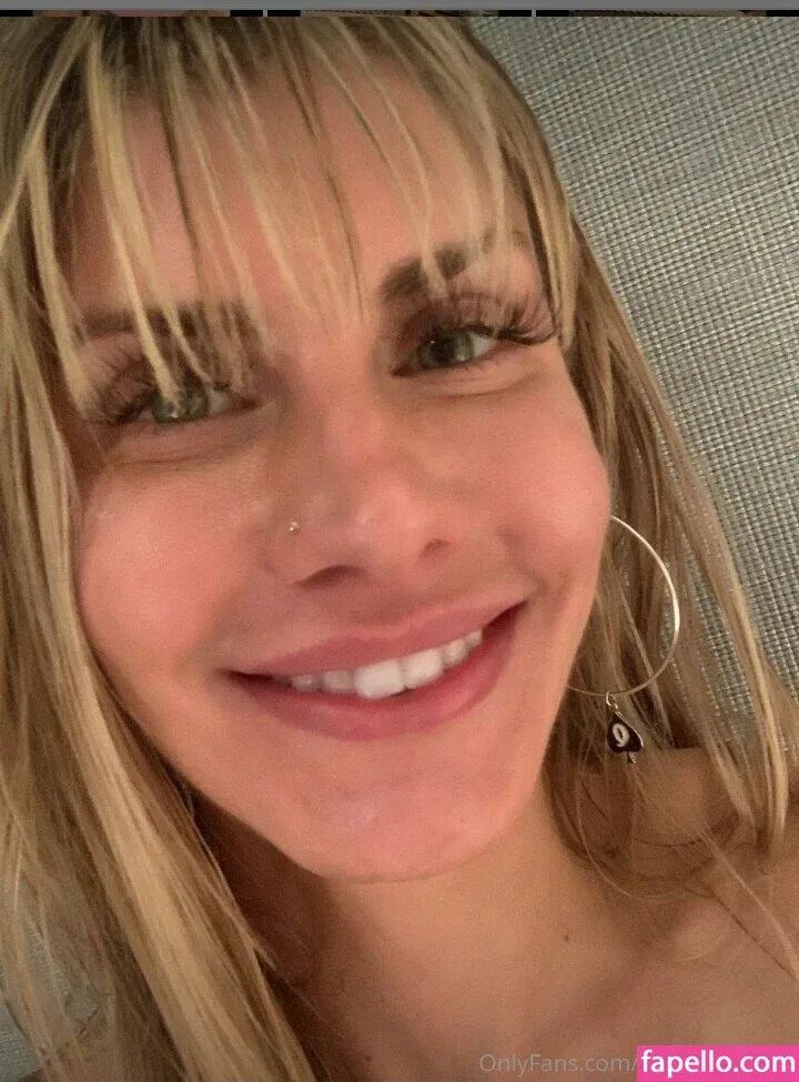 Cassie G Onlyfans Photo Gallery 