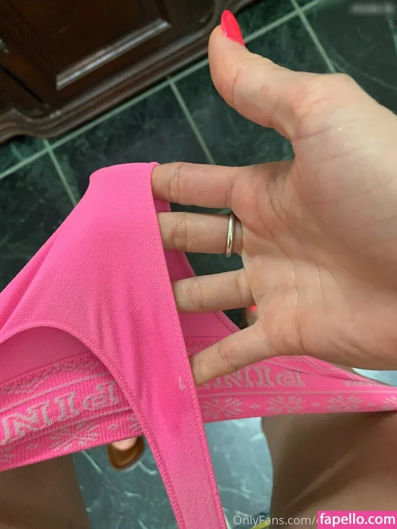 Cassie G Onlyfans Photo Gallery 