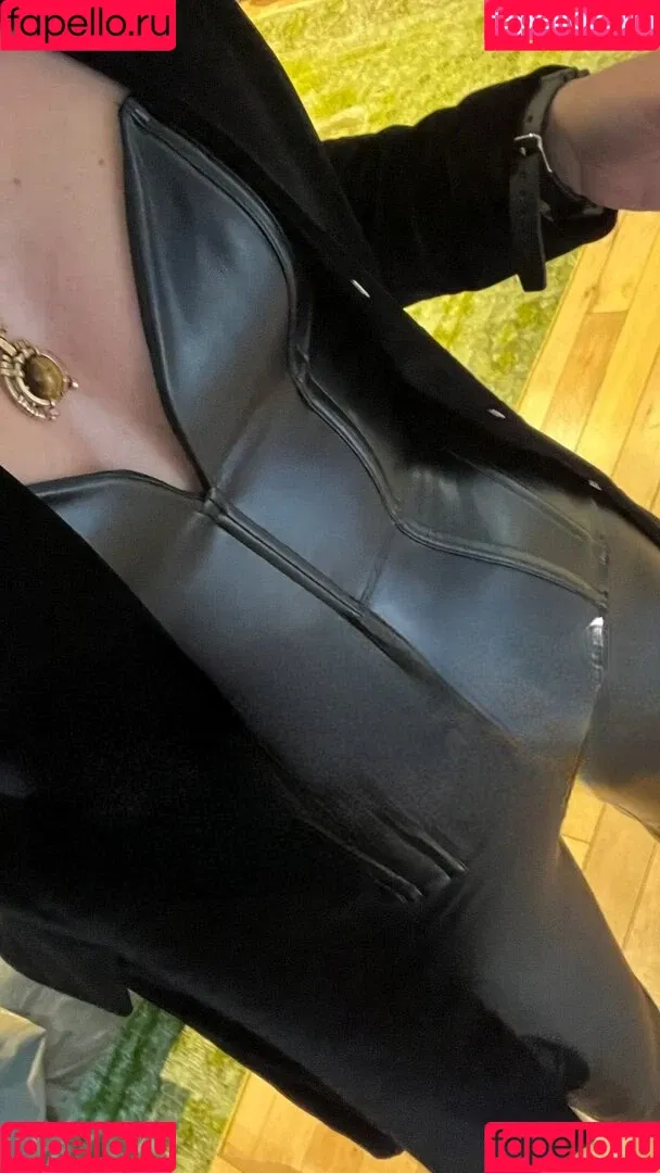 Isla Traquair Onlyfans Photo Gallery 