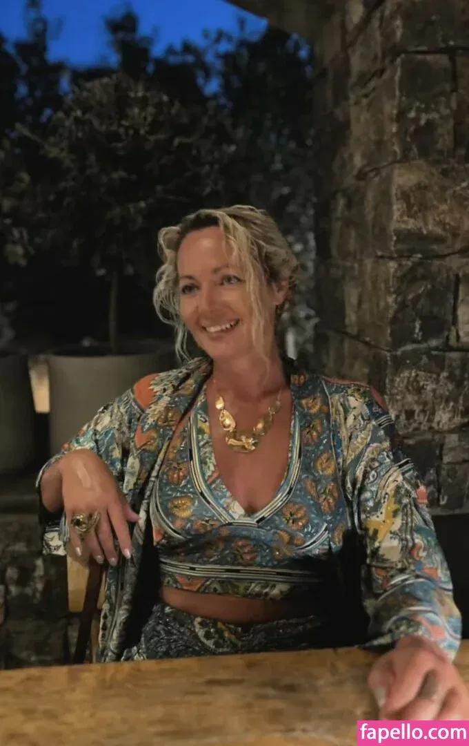 Isla Traquair Onlyfans Photo Gallery 