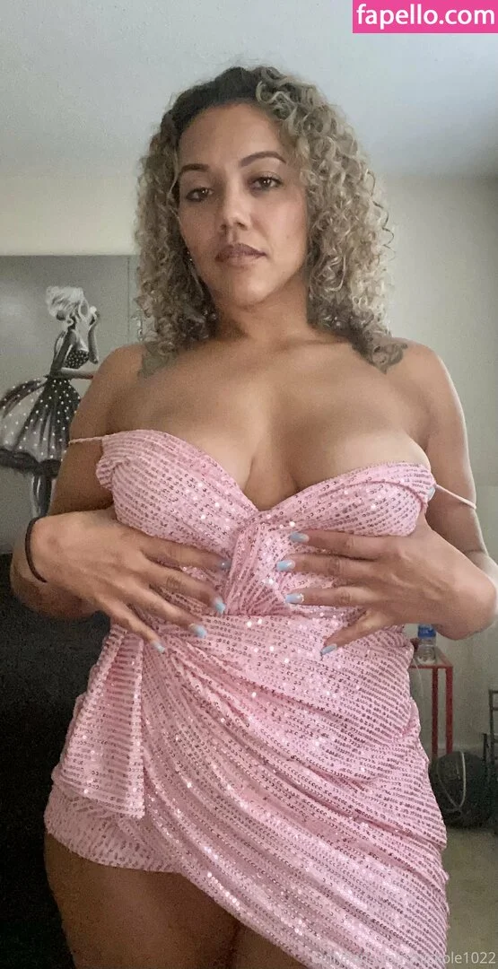 nickole1022 Onlyfans Photo Gallery 