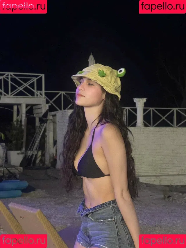 Criselda Alvarez Onlyfans Photo Gallery 