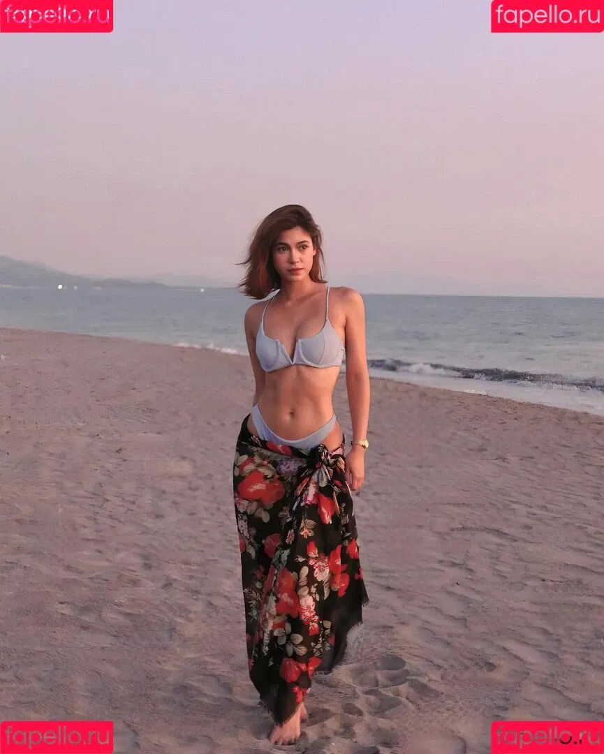 Criselda Alvarez Onlyfans Photo Gallery 