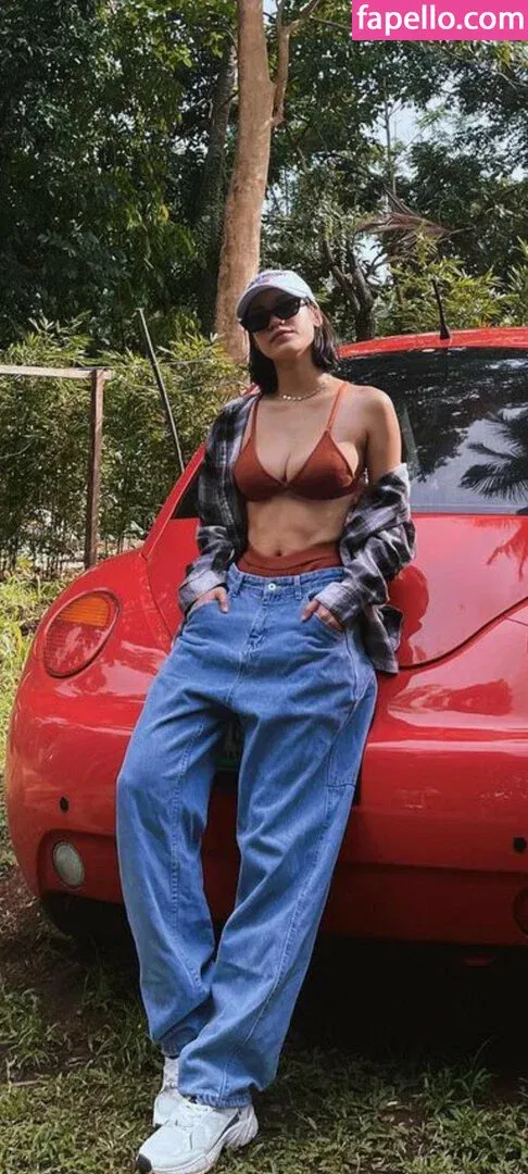 Criselda Alvarez Onlyfans Photo Gallery 