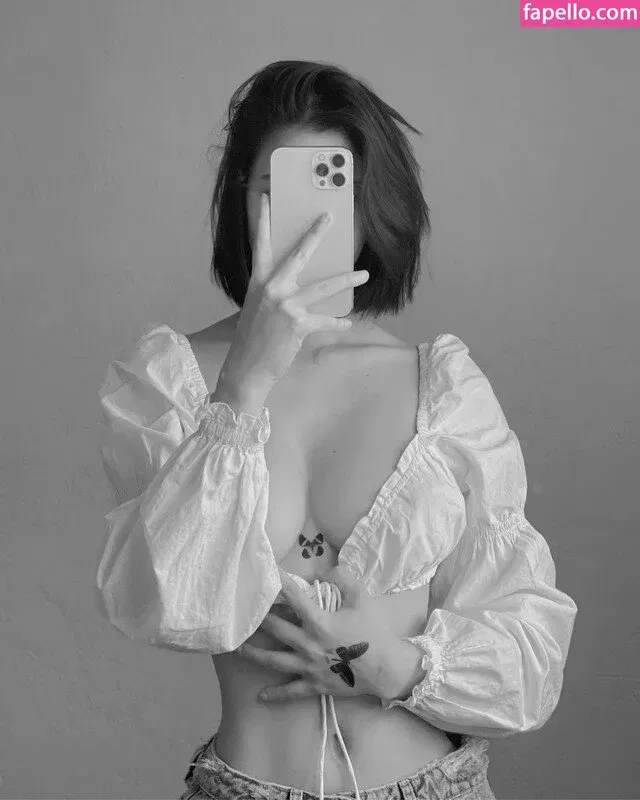 Criselda Alvarez Onlyfans Photo Gallery 