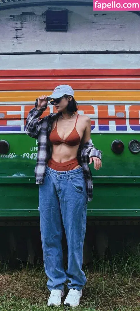 Criselda Alvarez Onlyfans Photo Gallery 