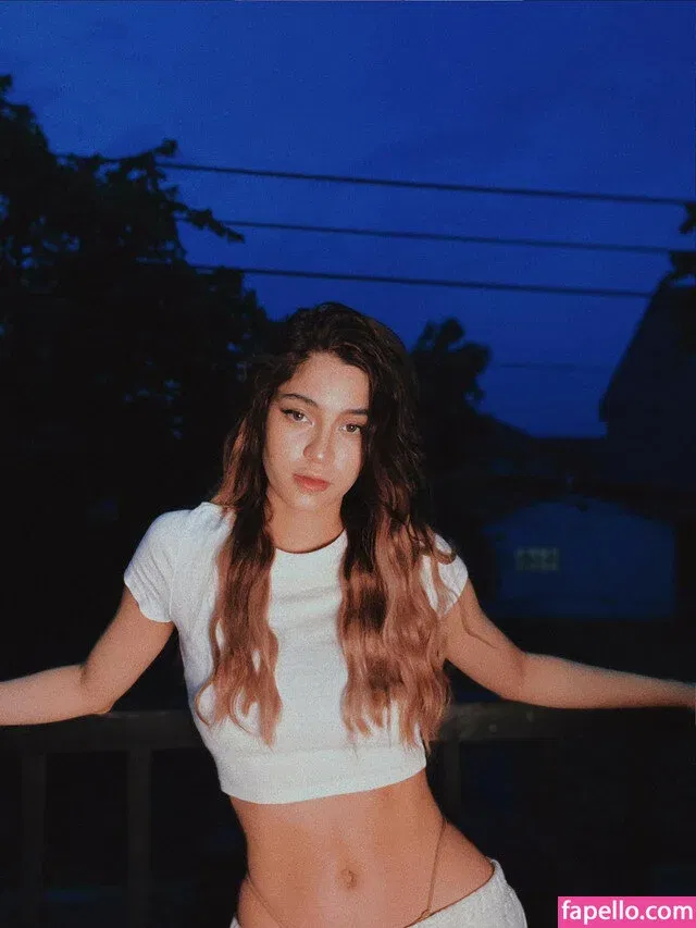 Criselda Alvarez Onlyfans Photo Gallery 