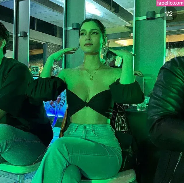 Criselda Alvarez Onlyfans Photo Gallery 