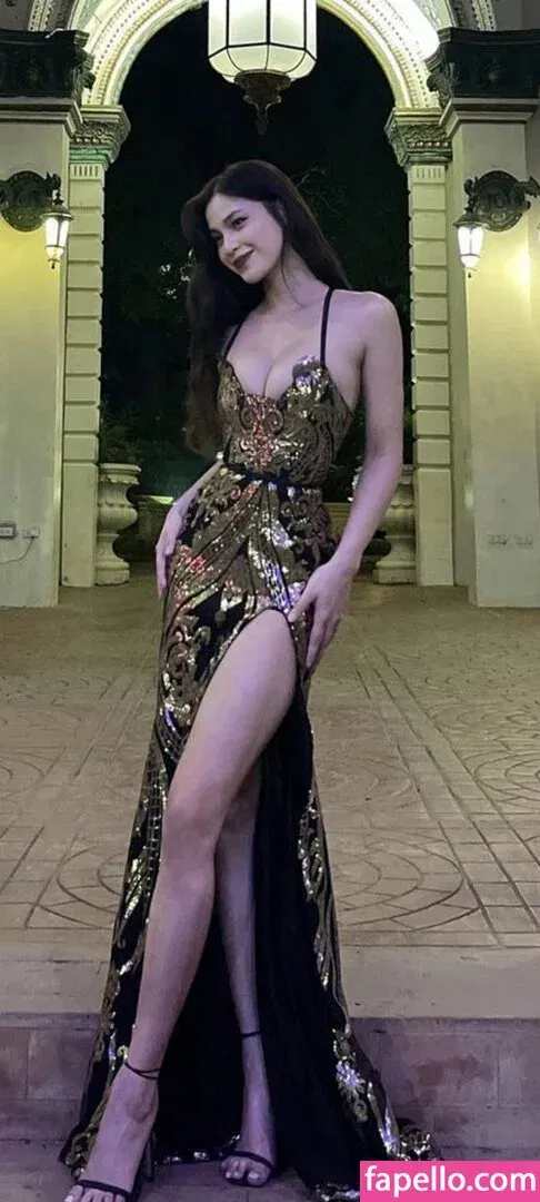 Criselda Alvarez Onlyfans Photo Gallery 