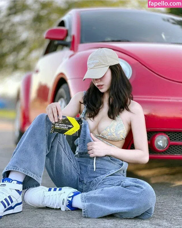 Criselda Alvarez Onlyfans Photo Gallery 