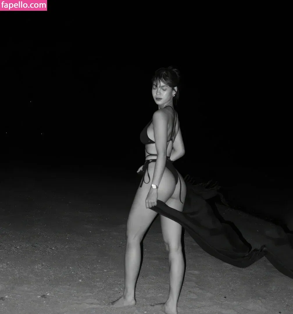 Criselda Alvarez Onlyfans Photo Gallery 