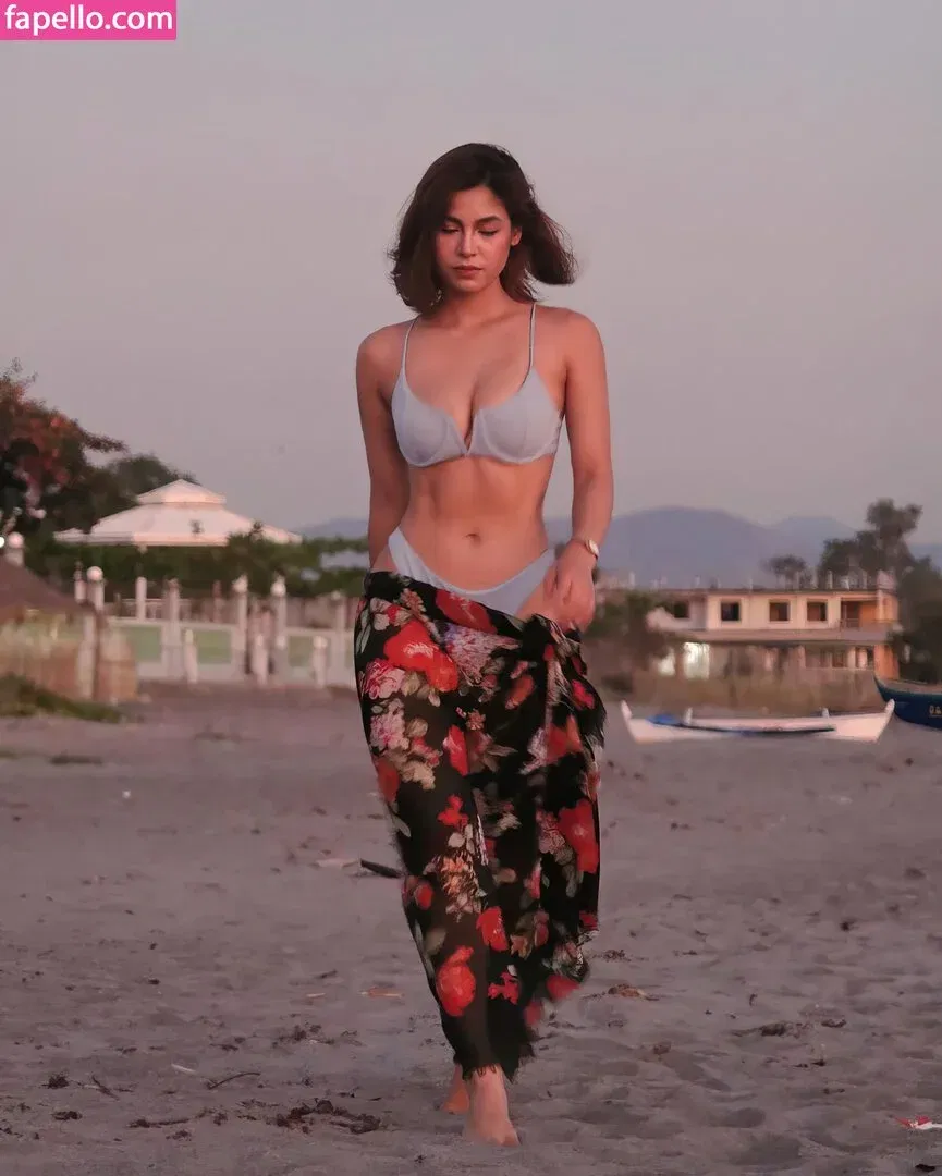 Criselda Alvarez Onlyfans Photo Gallery 