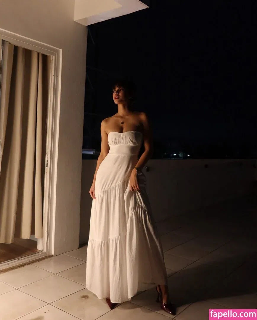 Criselda Alvarez Onlyfans Photo Gallery 