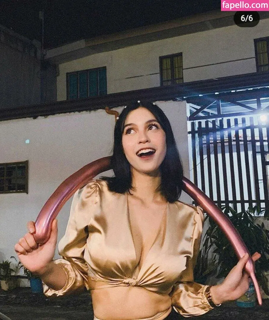 Criselda Alvarez Onlyfans Photo Gallery 