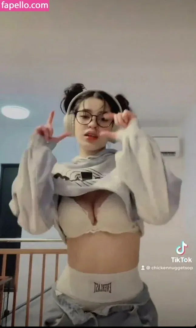 Criselda Alvarez Onlyfans Photo Gallery 