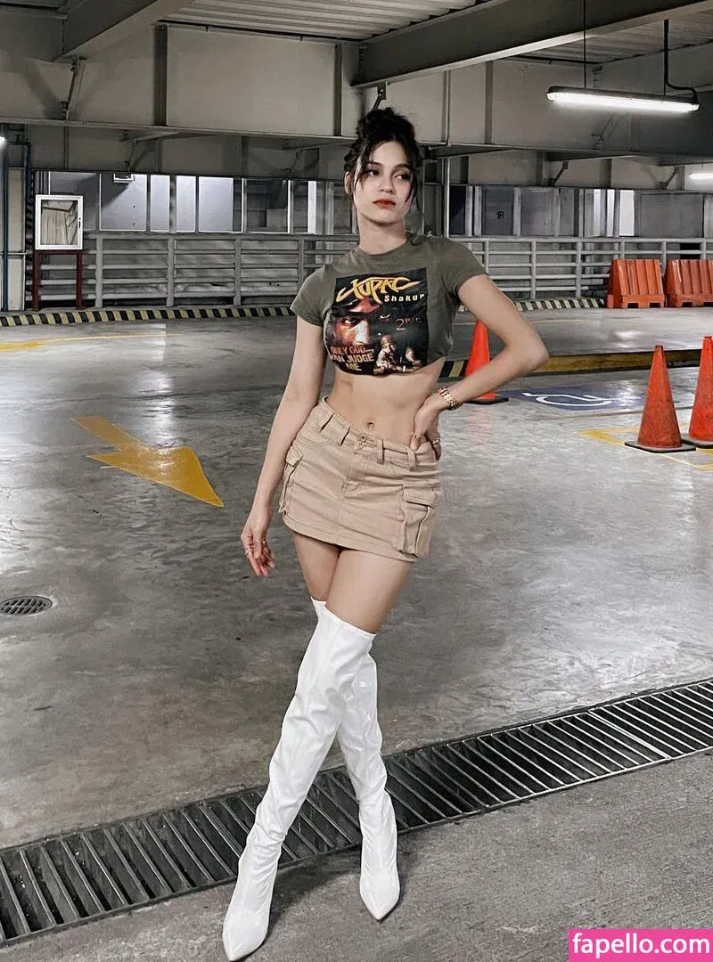 Criselda Alvarez Onlyfans Photo Gallery 