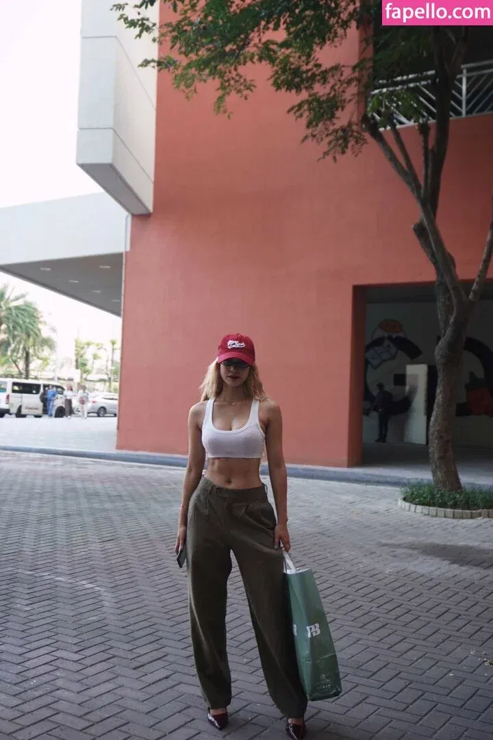 Criselda Alvarez Onlyfans Photo Gallery 