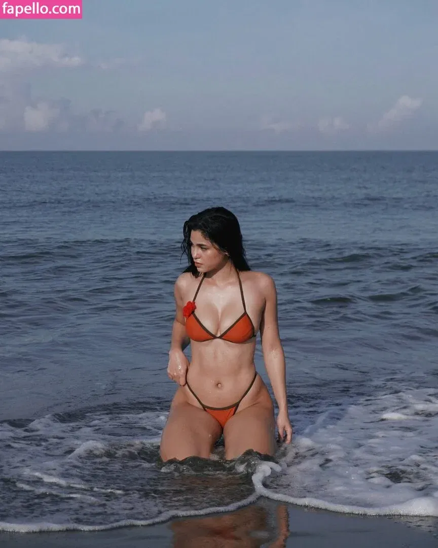 Criselda Alvarez Onlyfans Photo Gallery 