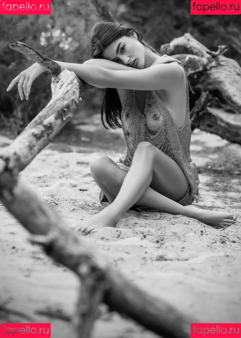 Sara Moratilla Onlyfans Photo Gallery 