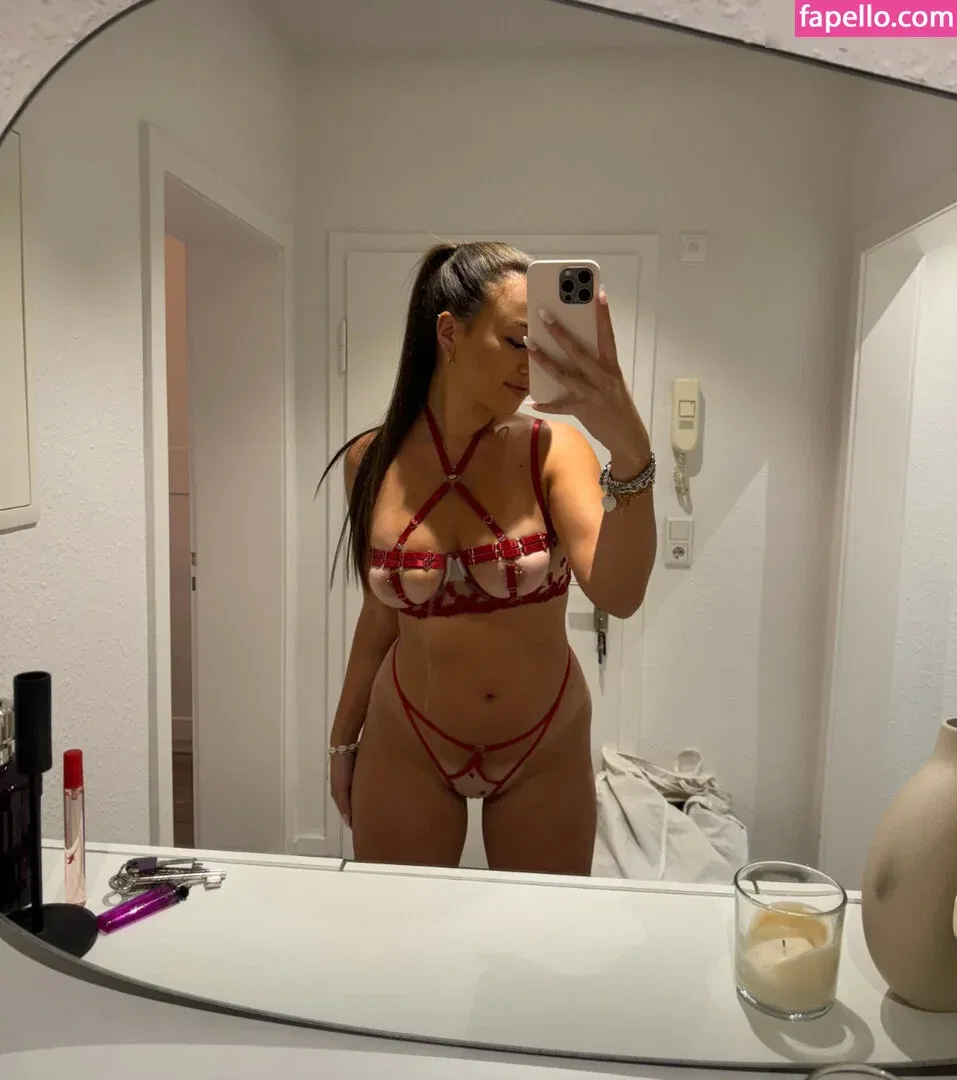 Vanessajolie Onlyfans Photo Gallery 