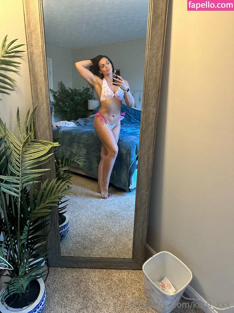 GlamGainz Kat Onlyfans Photo Gallery 