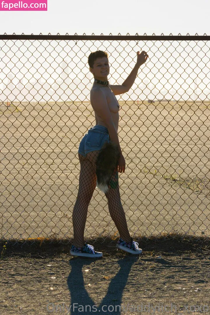 addylich_xoxo Onlyfans Photo Gallery 