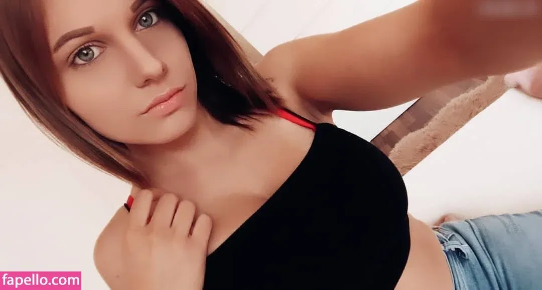 lea.srkrts Onlyfans Photo Gallery 