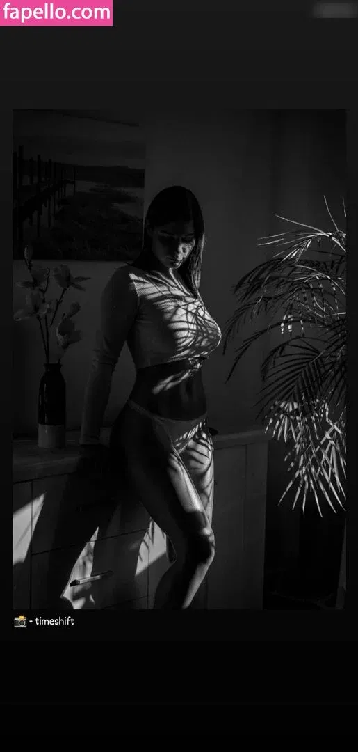 lea.srkrts Onlyfans Photo Gallery 