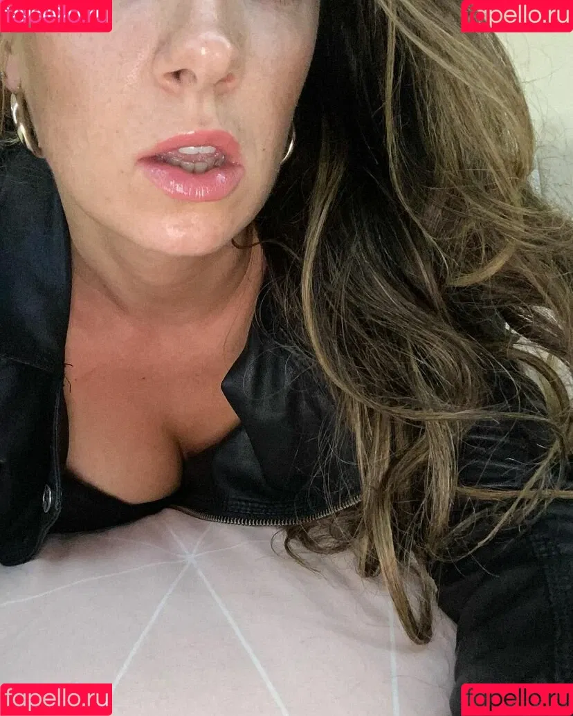 Scarlet Storm Onlyfans Photo Gallery 