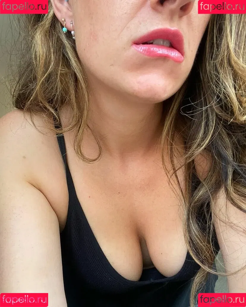 Scarlet Storm Onlyfans Photo Gallery 