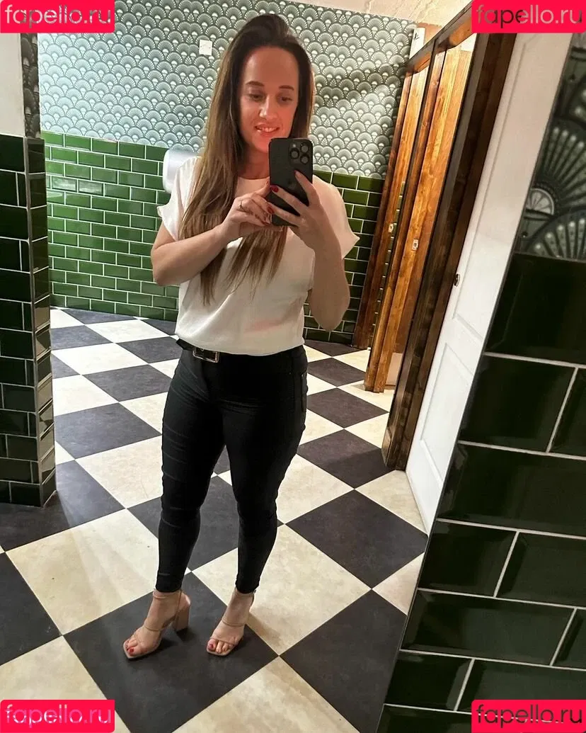 Scarlet Storm Onlyfans Photo Gallery 