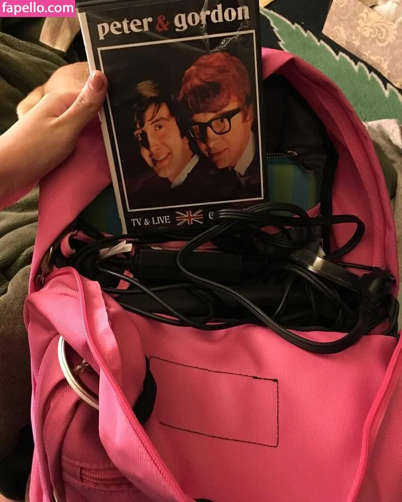 parisdylan550 Onlyfans Photo Gallery 