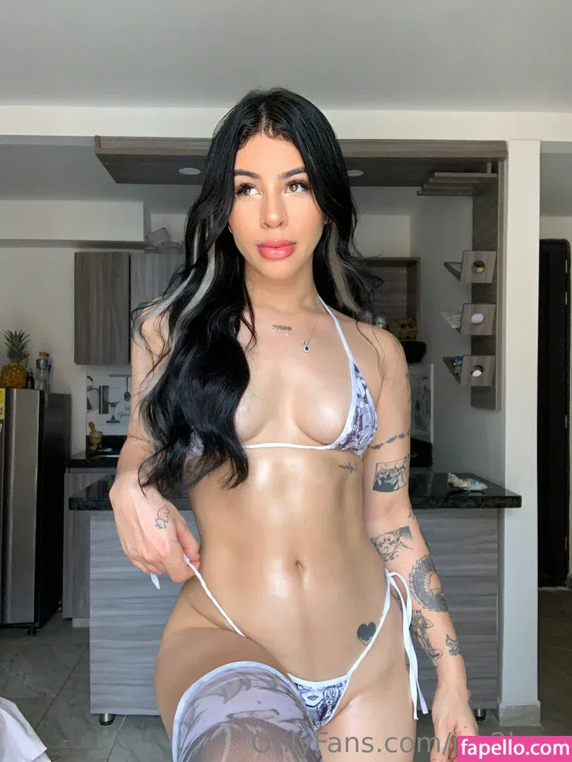 Zelda Sky Onlyfans Photo Gallery 