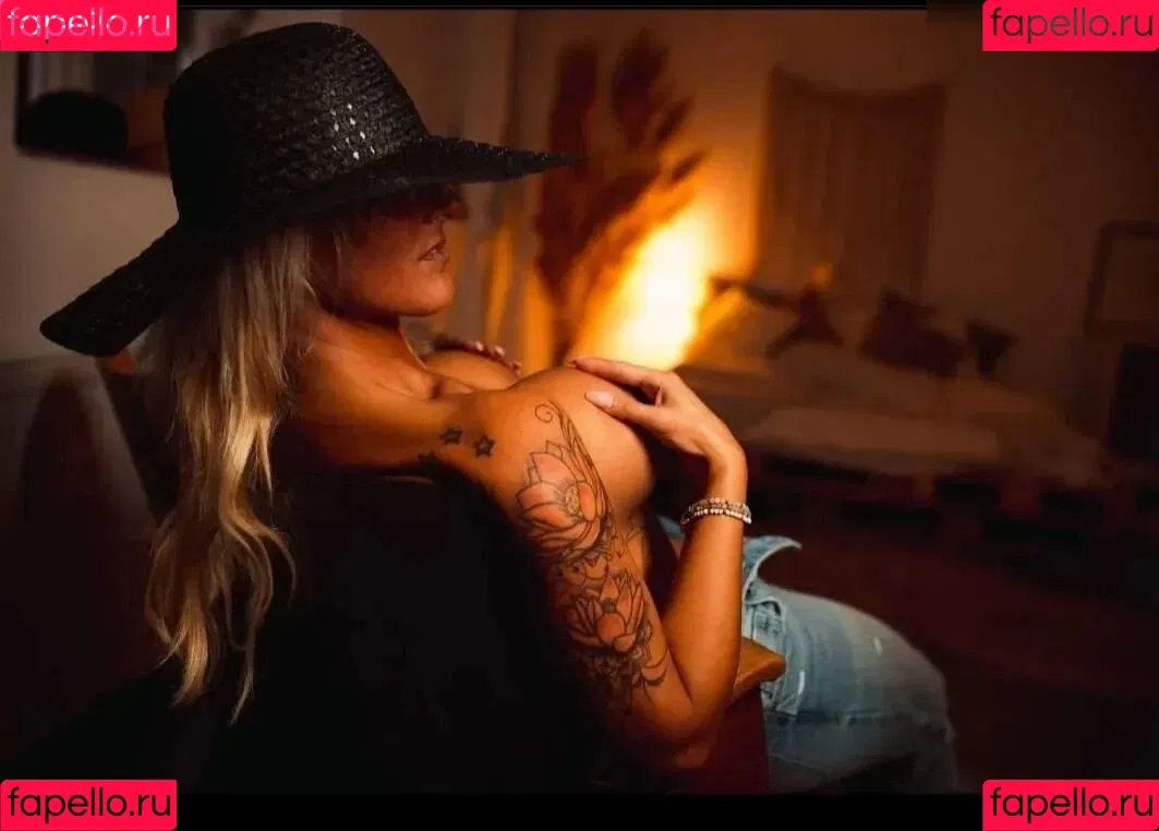 Tati_ink Onlyfans Photo Gallery 
