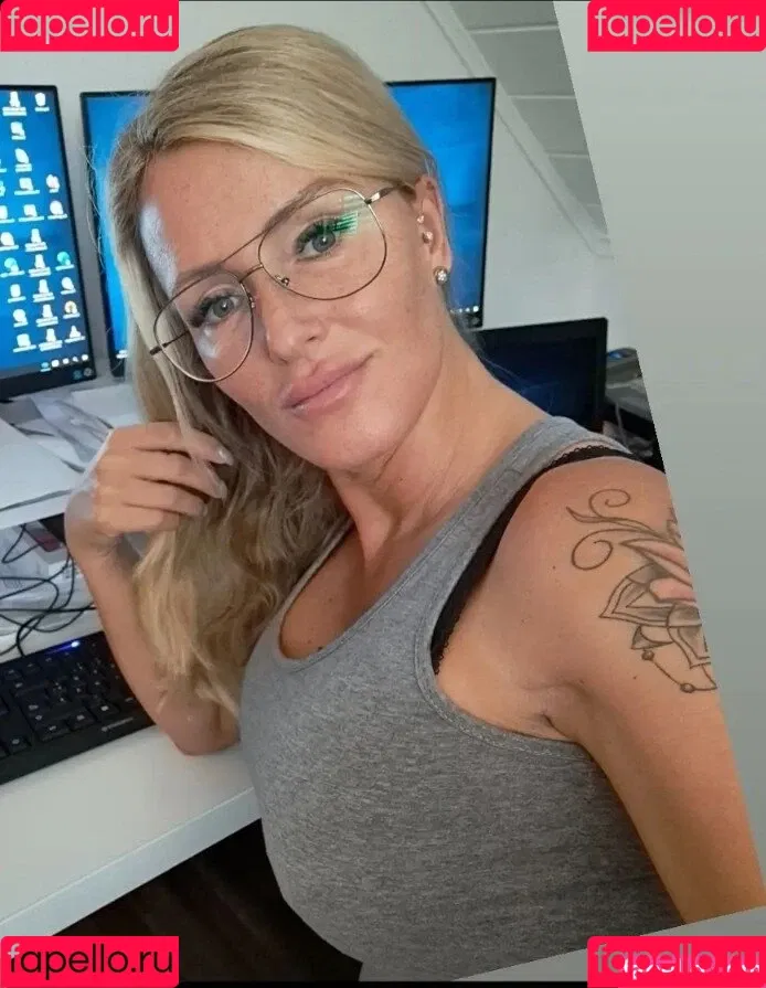 Tati_ink Onlyfans Photo Gallery 