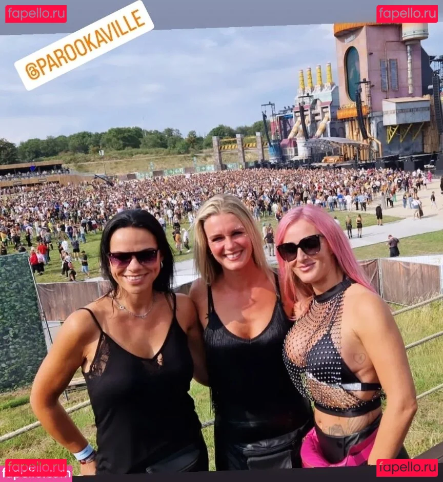 Tati_ink Onlyfans Photo Gallery 