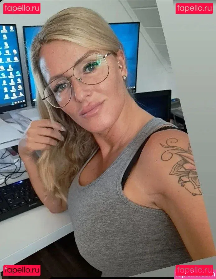 Tati_ink Onlyfans Photo Gallery 