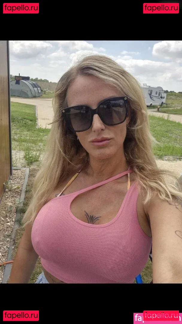 Tati_ink Onlyfans Photo Gallery 