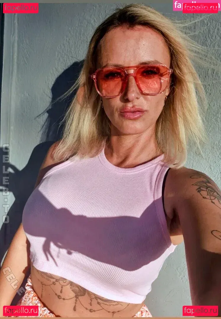 Tati_ink Onlyfans Photo Gallery 