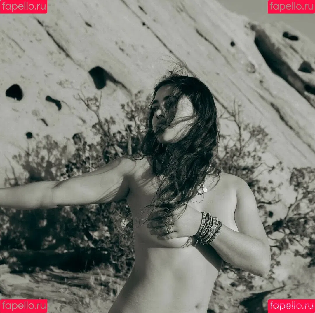Leonie Buchegger Onlyfans Photo Gallery 