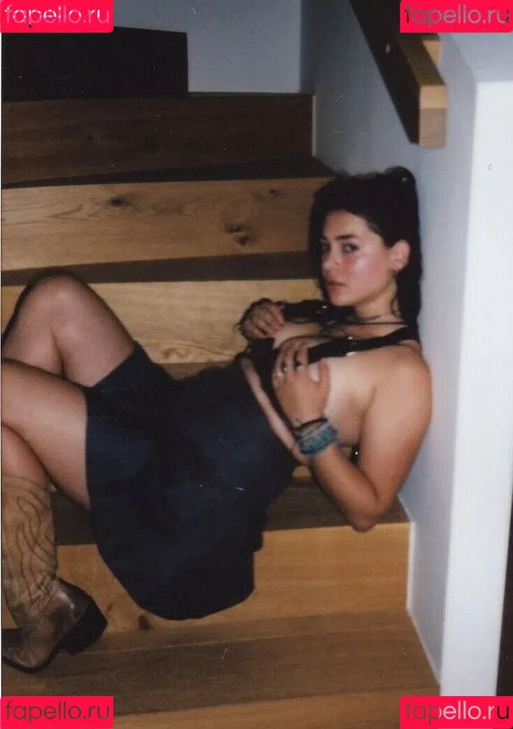 Leonie Buchegger Onlyfans Photo Gallery 