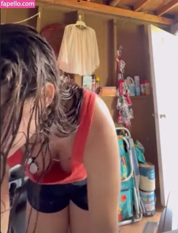 Leonie Buchegger Onlyfans Photo Gallery 