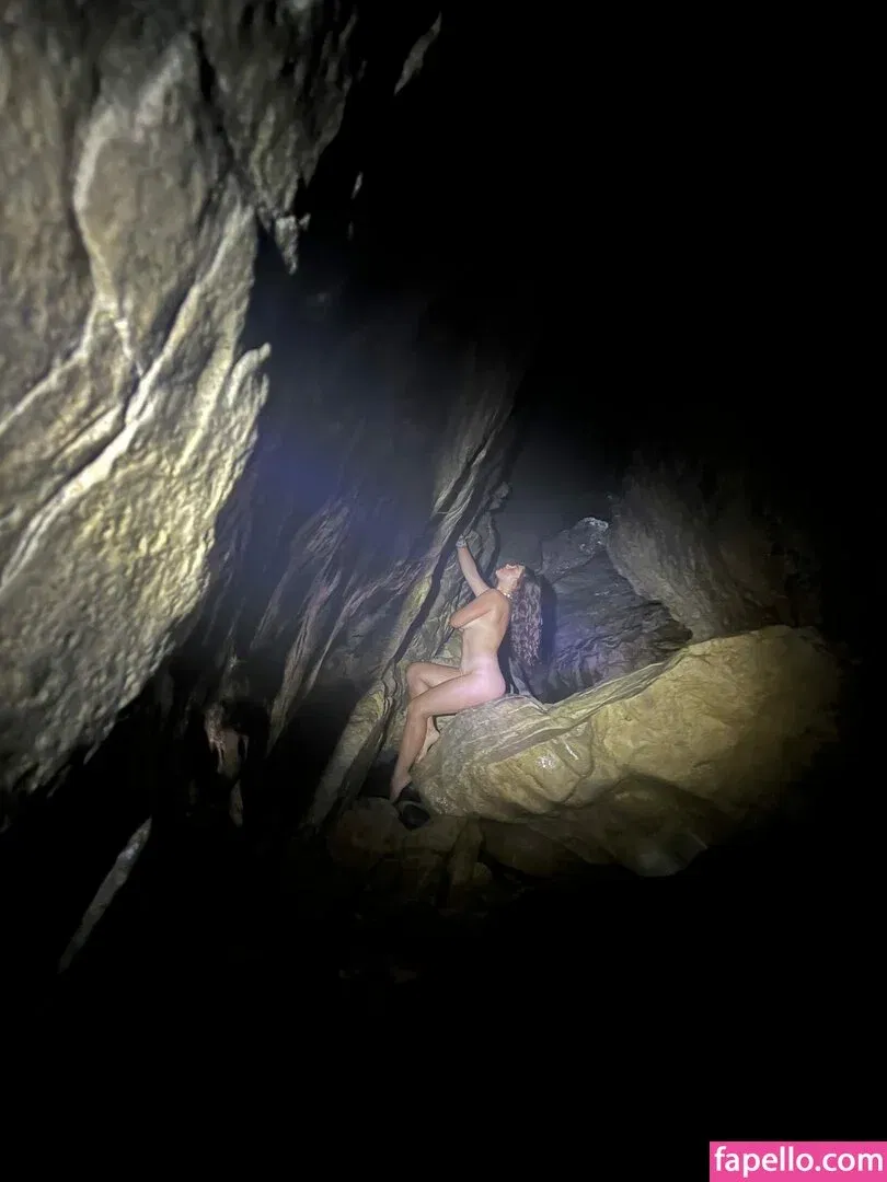 Leonie Buchegger Onlyfans Photo Gallery 