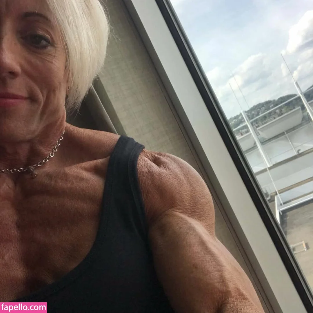 Mary Ann Wieckowski Onlyfans Photo Gallery 