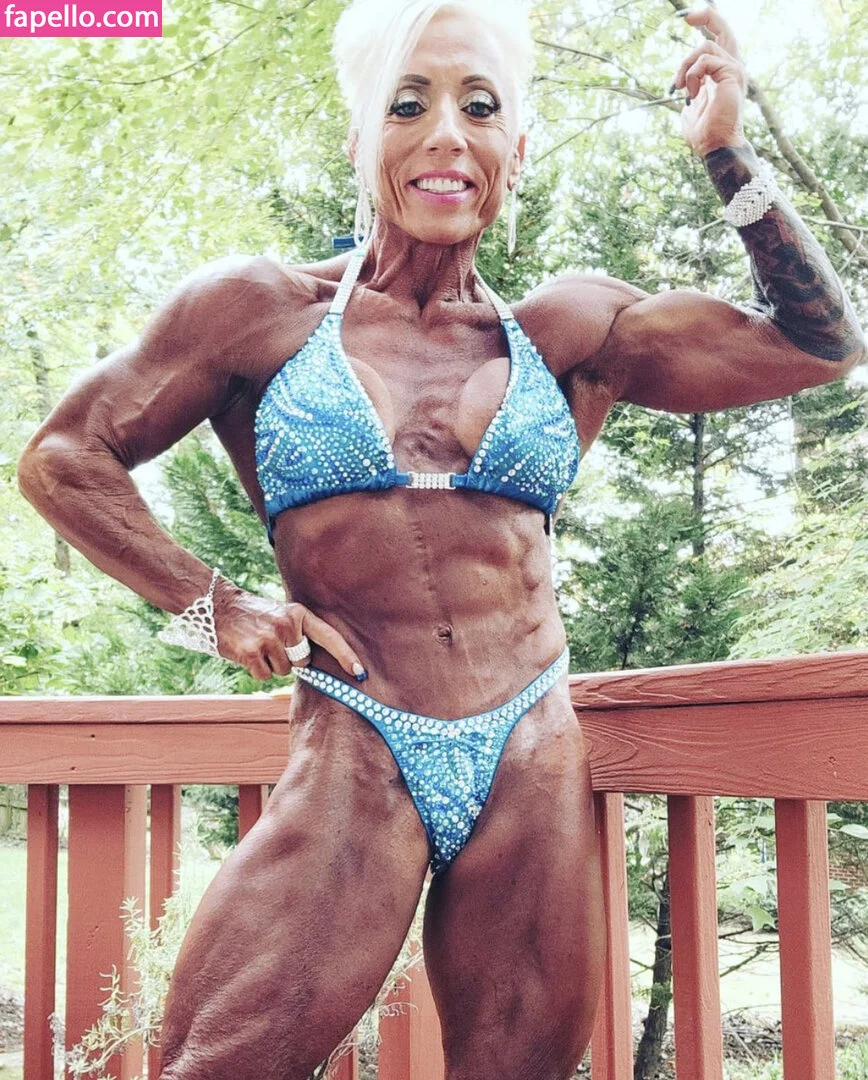 Mary Ann Wieckowski Onlyfans Photo Gallery 